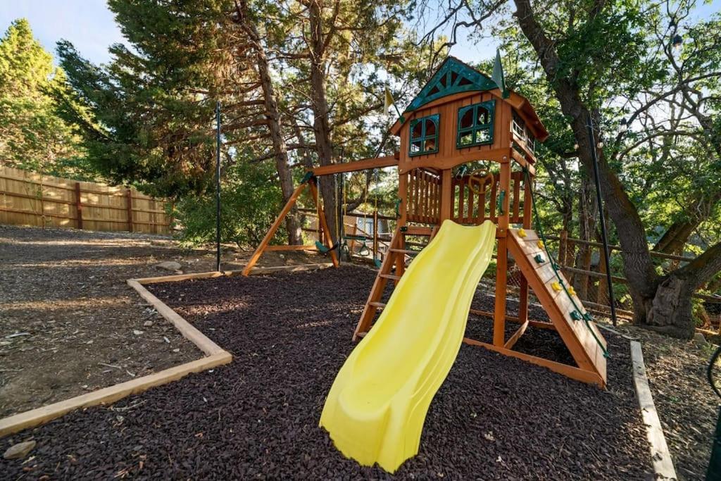 Villa Grove By Rather Be Properties Big Bear Lake Exterior photo