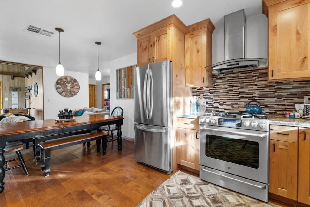 Villa Grove By Rather Be Properties Big Bear Lake Exterior photo